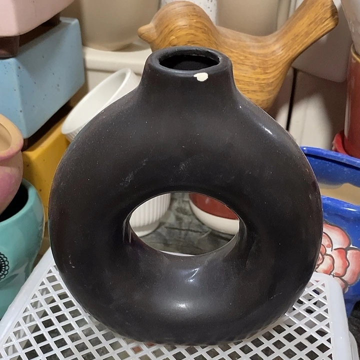 摆件陶盆有孔 瑕疵介意勿拍