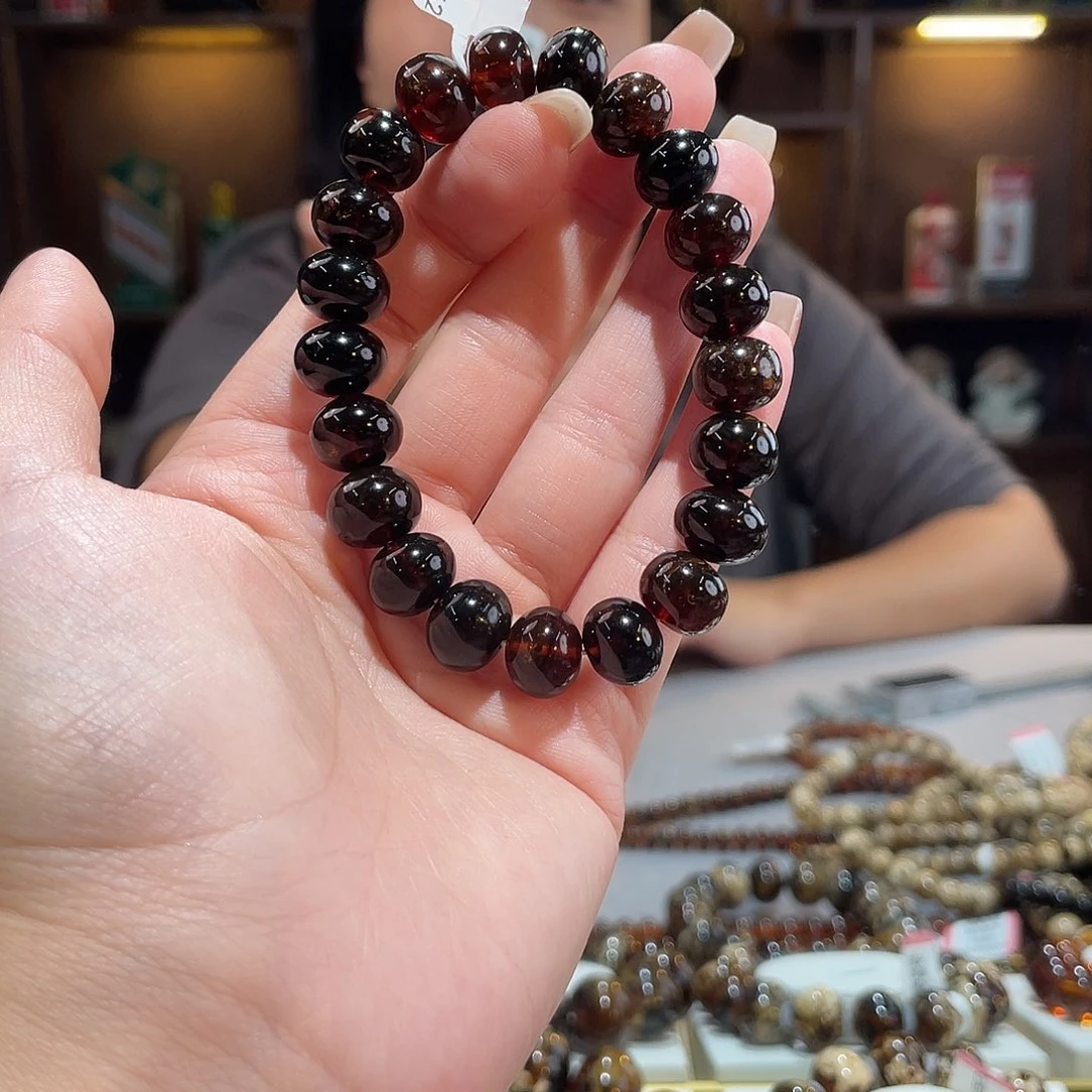 8***8琥珀未镶嵌颈饰11m血翳