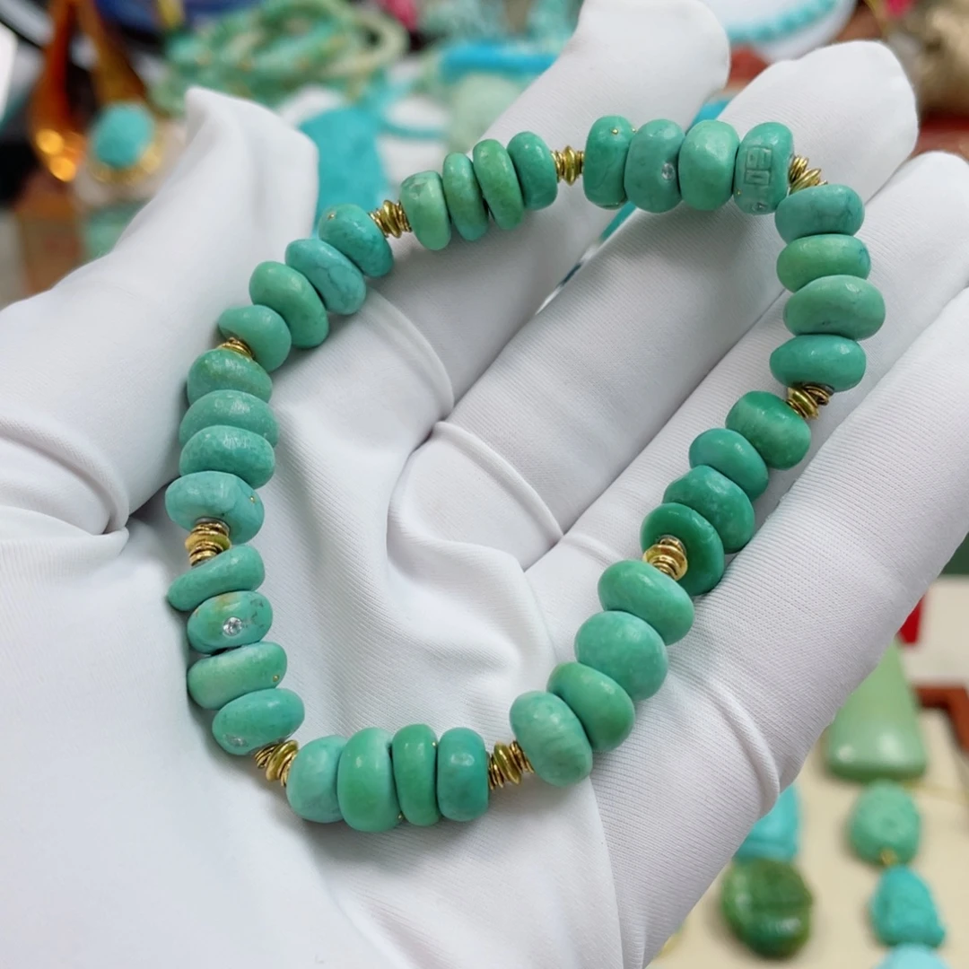 绿松石未镶嵌珠宝奇石