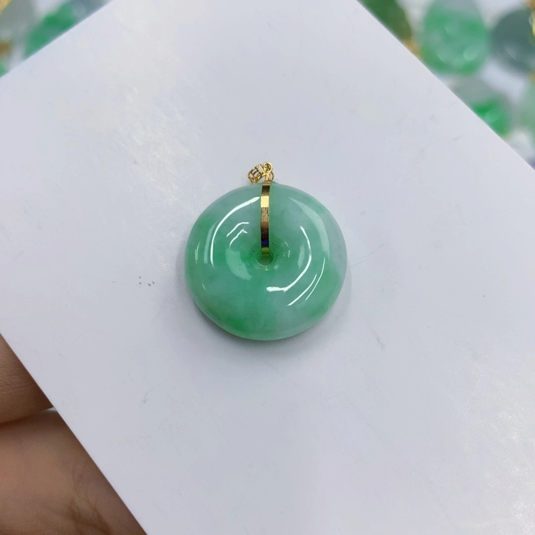 颈饰18K金镶嵌翡翠翡翠