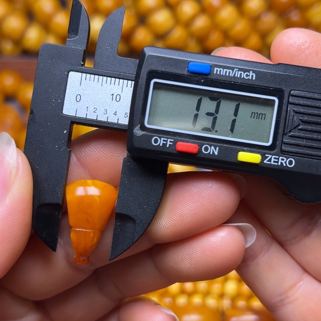 琥珀未镶嵌吊坠(不含链)