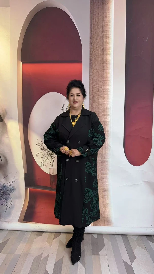 2025最新秋季网红女士外套【225】
