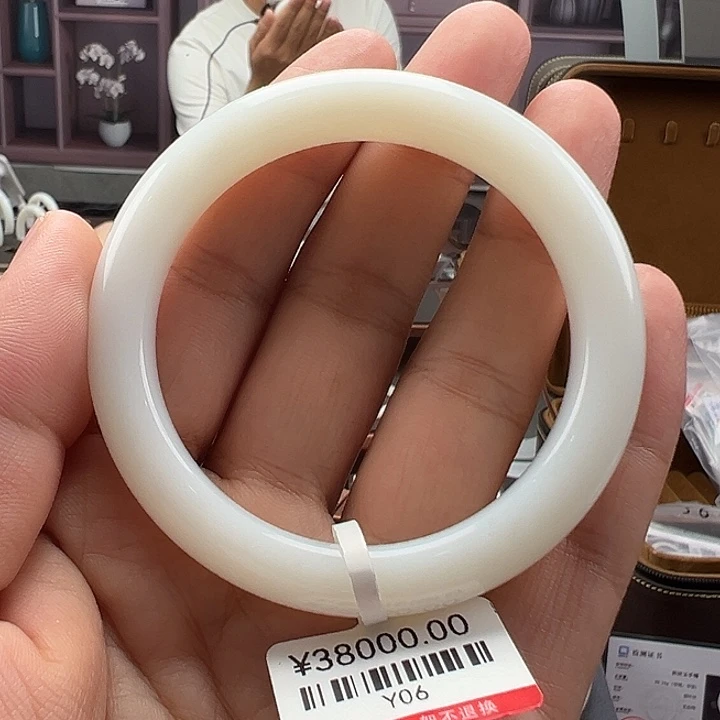 我***翔和田玉（糖玉）手镯未镶嵌
