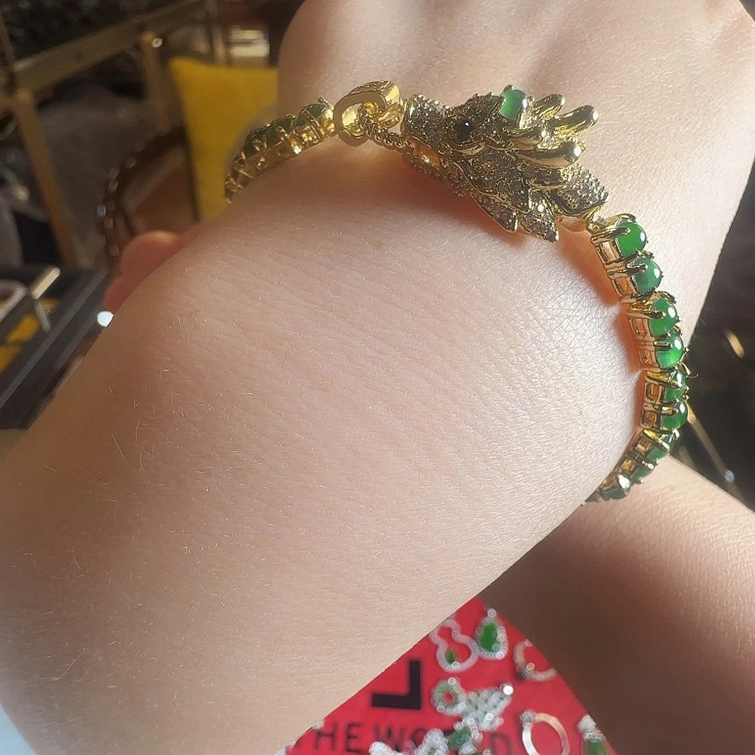 颈饰未镶嵌翡翠帅****你