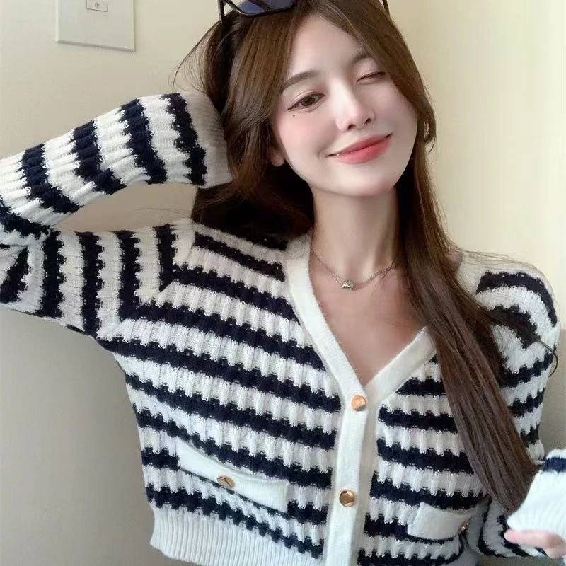 直播链接时尚短袖毛衣百搭宽松条纹韩版秋冬显瘦小香风