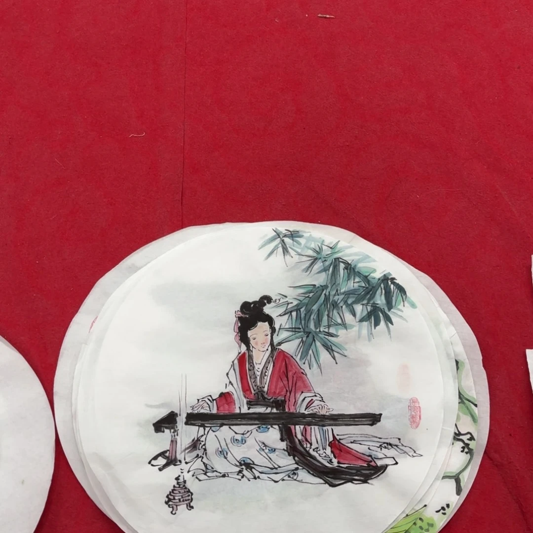 国画花鸟等图案为一体的