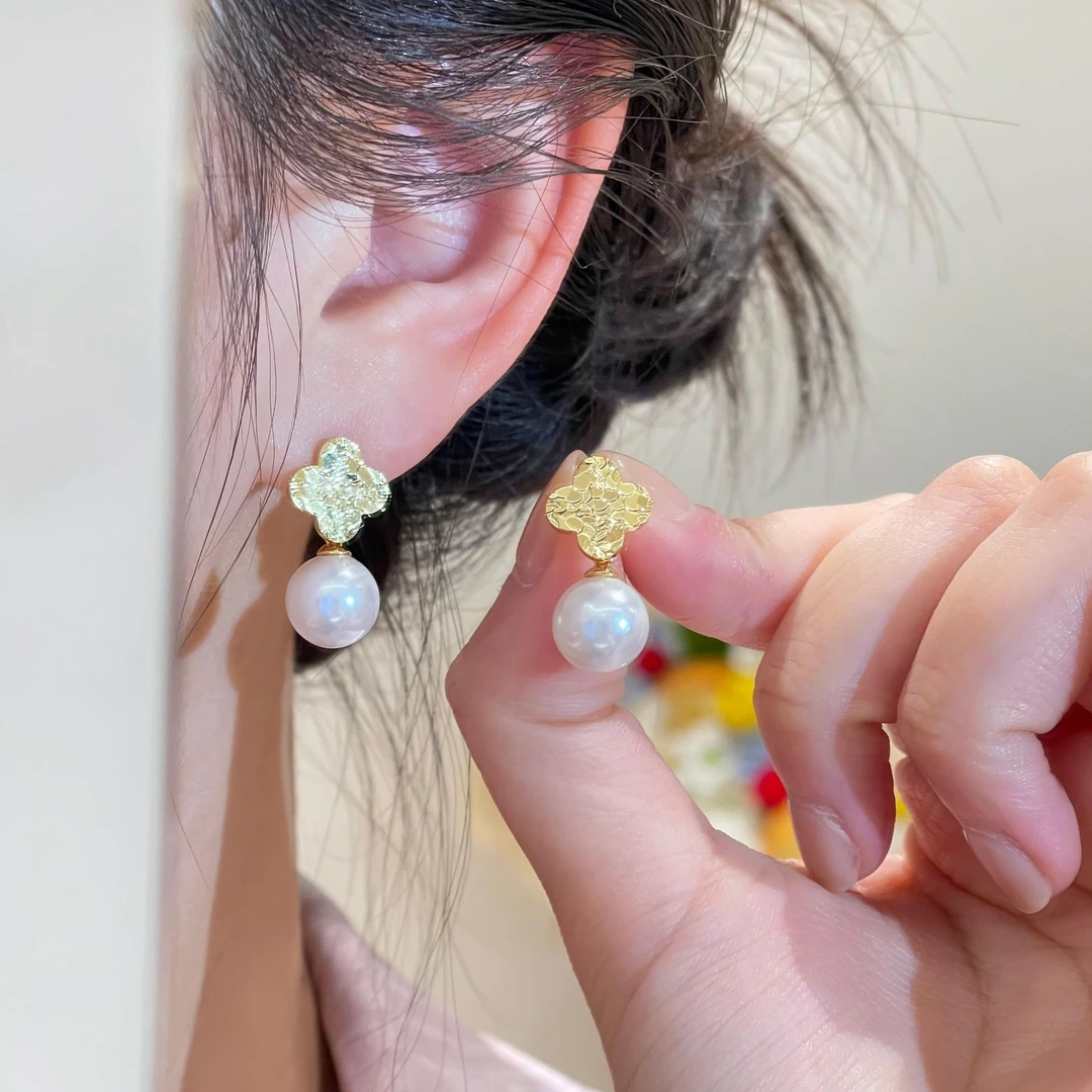 时尚设计感花朵粉色珠珠耳钉法式简约轻奢高级气质耳针R2722