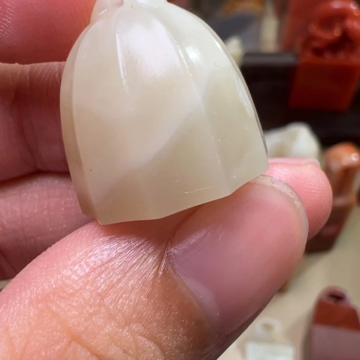 爱***舞印石寿山石白瓜钮