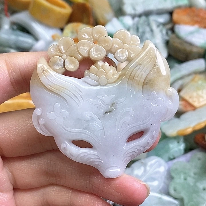 翡翠未镶嵌颈饰天然翡翠43
