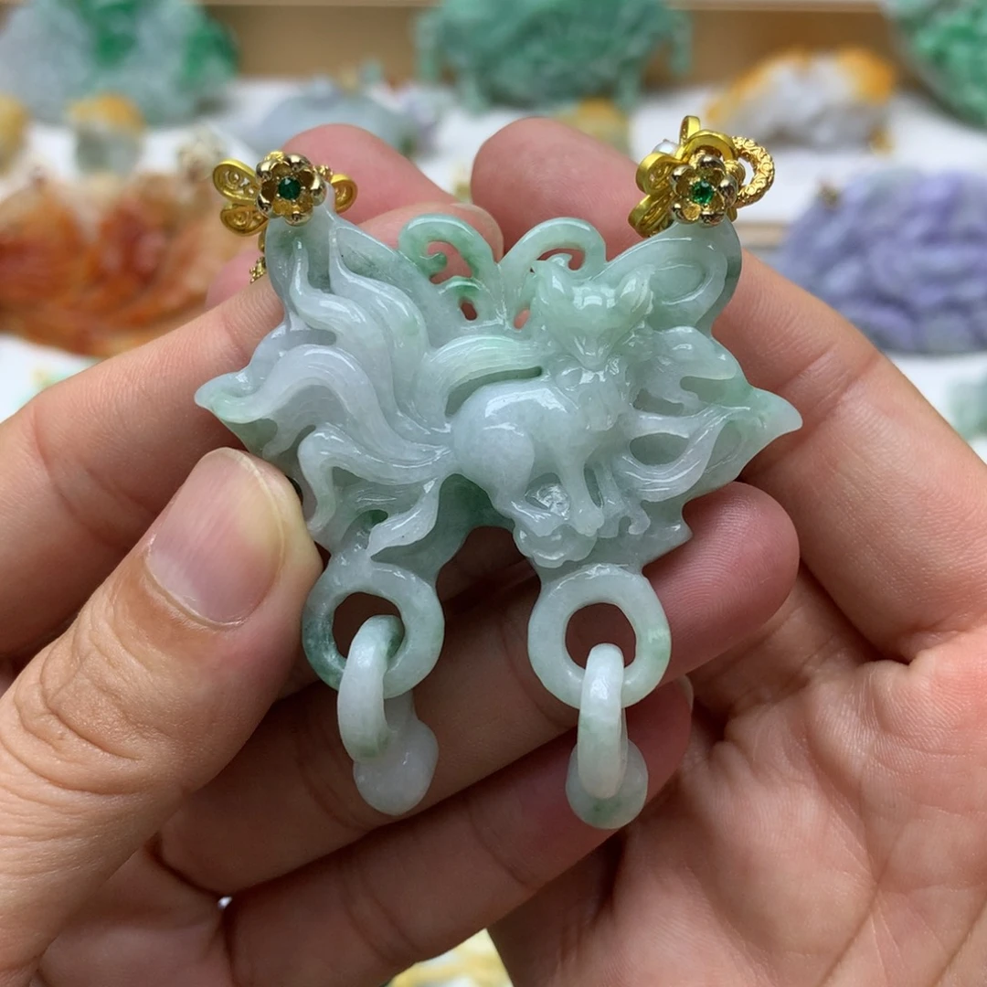 翡翠未镶嵌颈饰翡翠