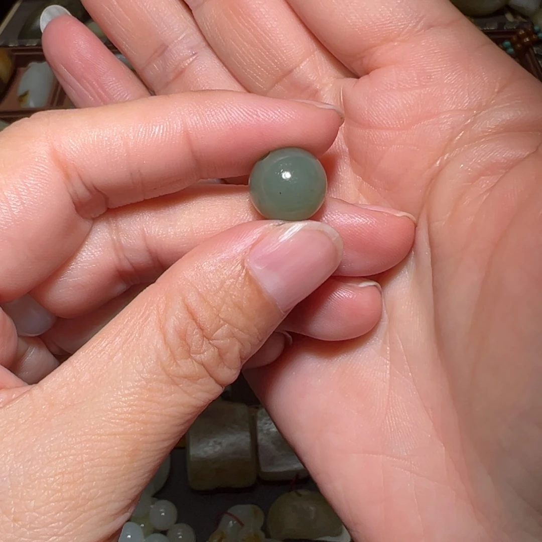 和田玉颈饰未镶嵌方*