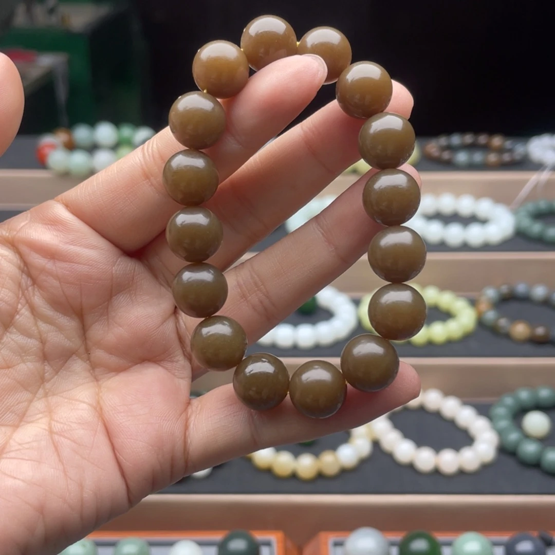 和田玉（糖玉）手链未镶嵌卡12