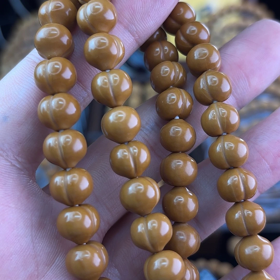 猴头核桃吊坠小柯基（福利价）65米