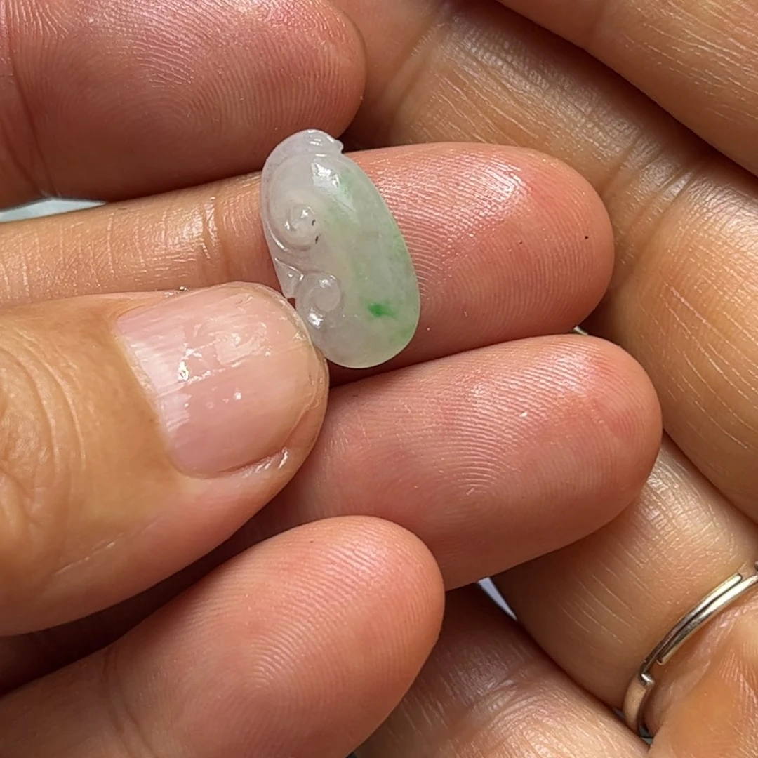 未镶嵌定制翡翠如意