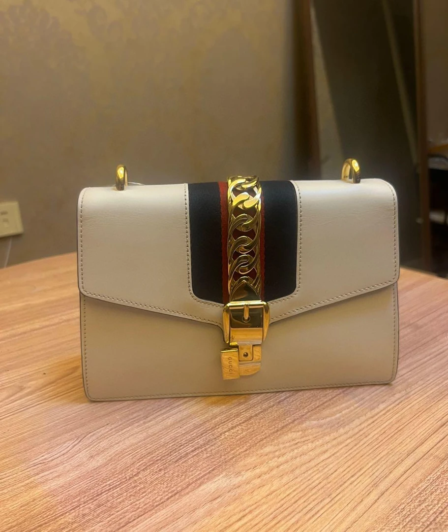 95新 古驰斜挎包 24384