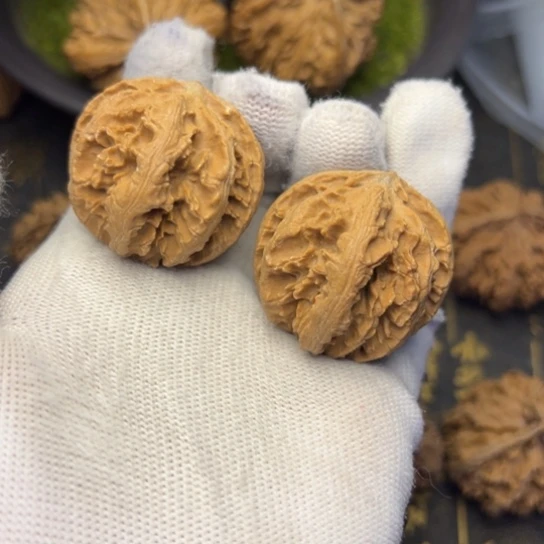 把件文玩核桃秦岭核桃18