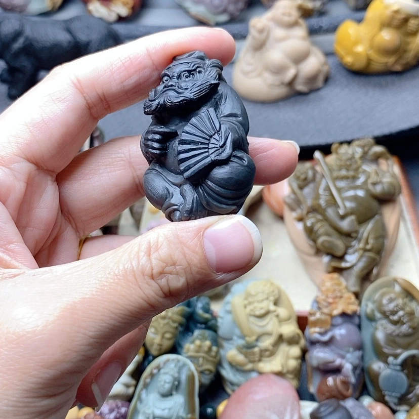 【闪购商品】定制石英质玉吊坠未镶嵌