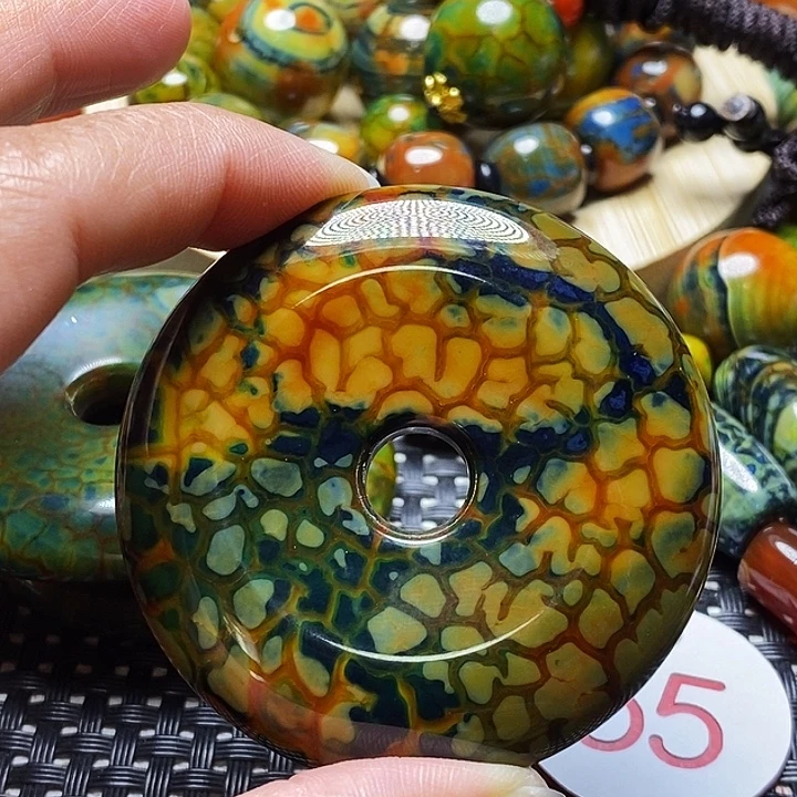 用***3玛瑙/玉髓未镶嵌颈饰