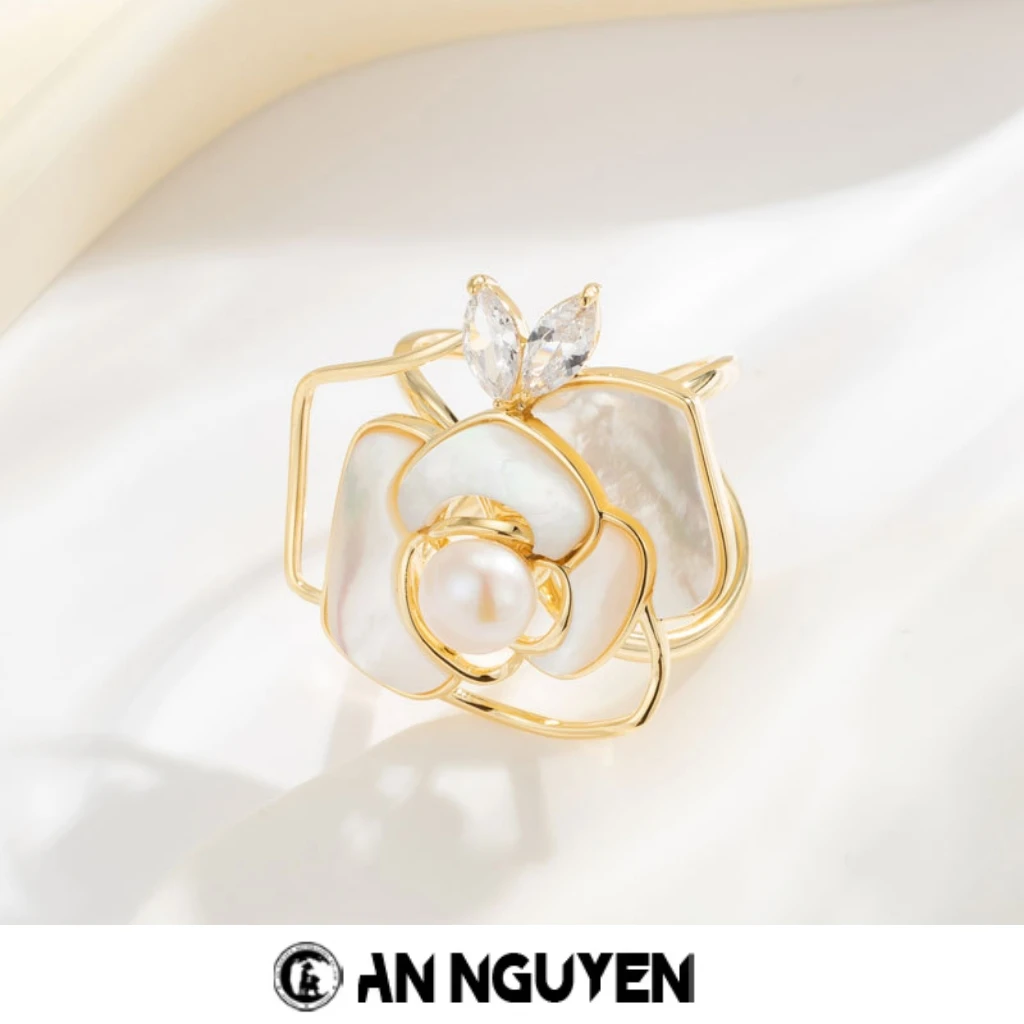 安源新款时尚优雅丝巾扣天然贝壳山茶花方巾扣