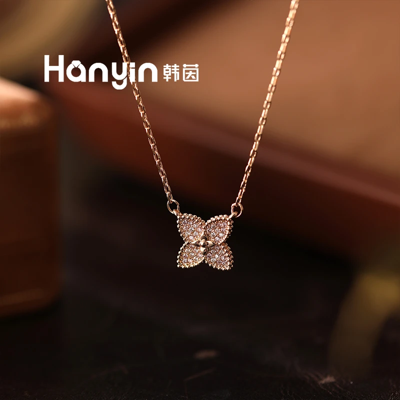 铜合金项链 高定优雅驴家满镶尖花四叶草项链轻奢高级感