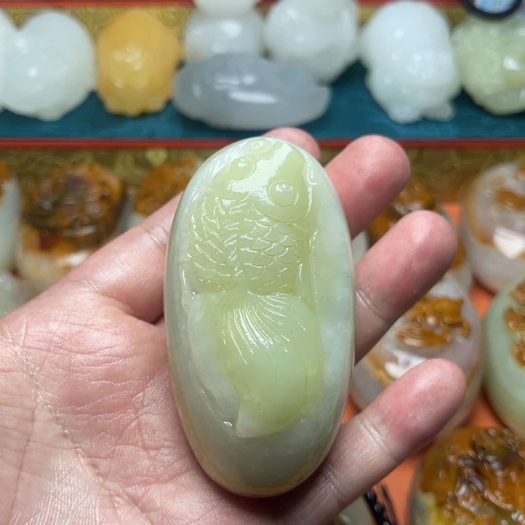 石材天然方解石手把件不退换