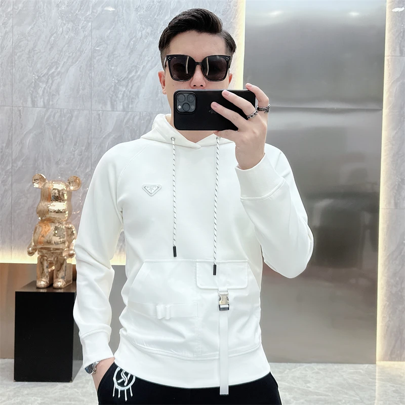 男士打底衫2025春秋新款个性潮牌徽章修身帅气连帽休闲长袖卫衣潮