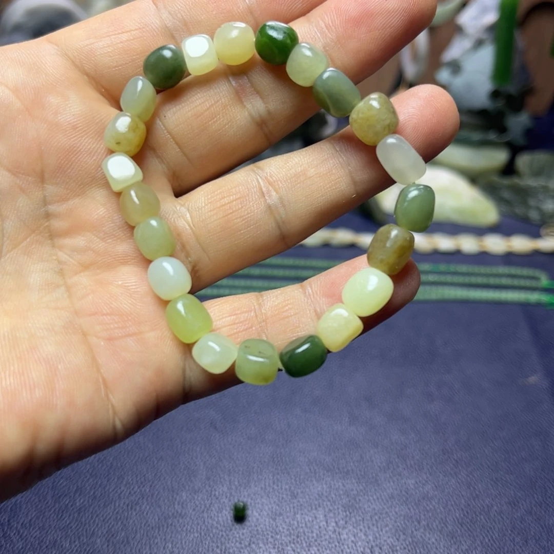 和田玉（糖玉）未镶嵌珠宝奇石