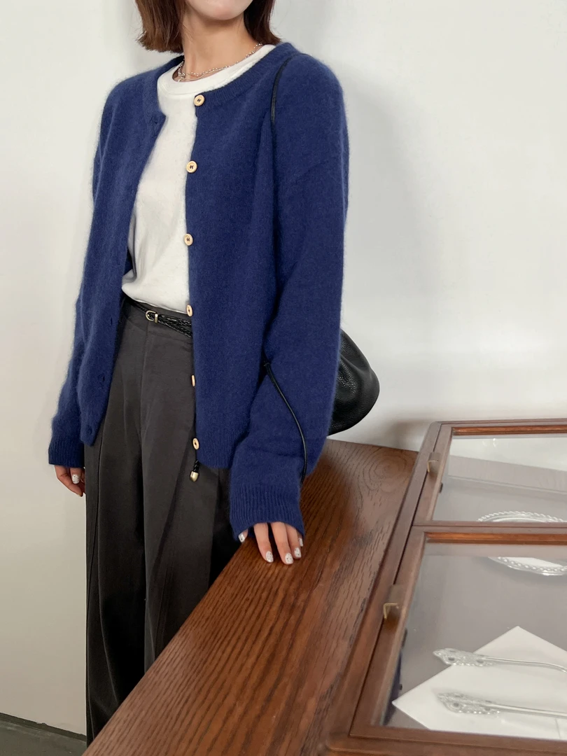 【素简】 微宽松牦牛绒羊毛开衫女 加厚保暖有质感的上衣01866