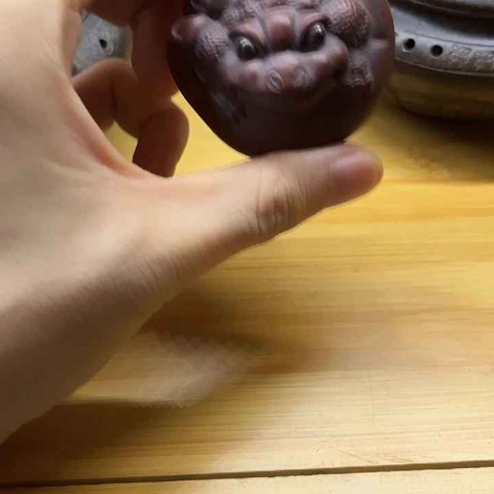 茶宠紫砂紫砂掌中宝蟾茶宠摆件