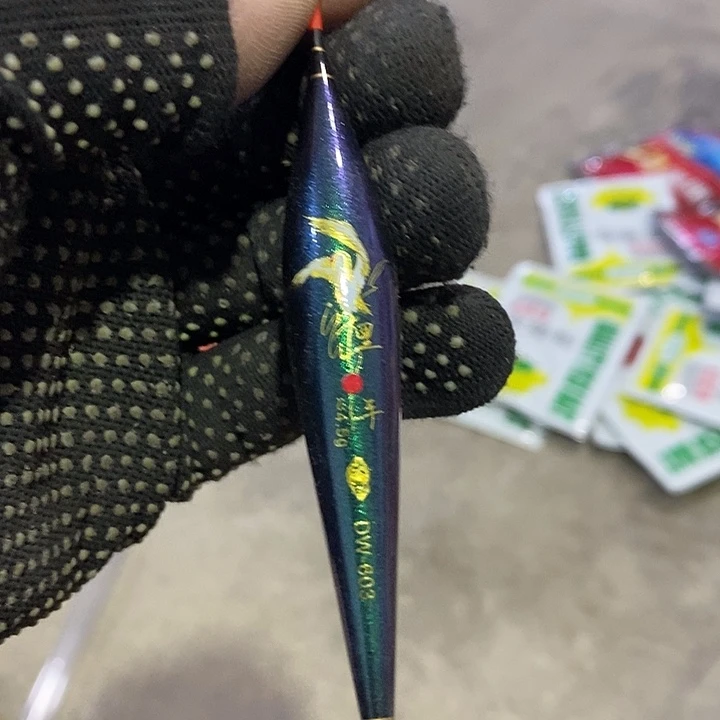 里手鱼漂4.5克发3根，，