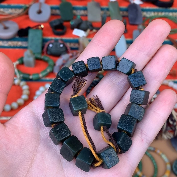 和田玉（糖玉）未镶嵌颈饰