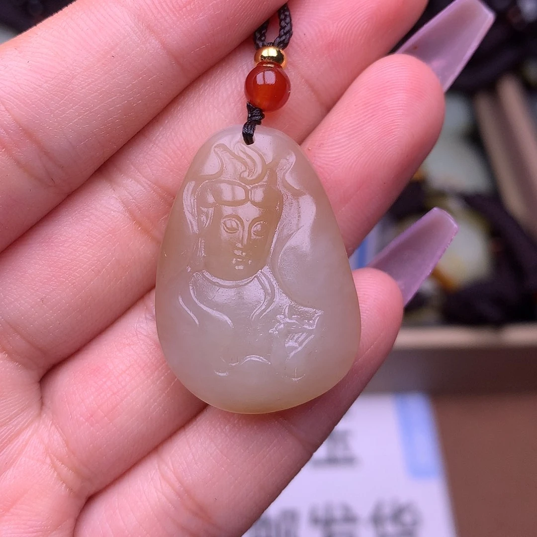 和田玉颈饰未镶嵌