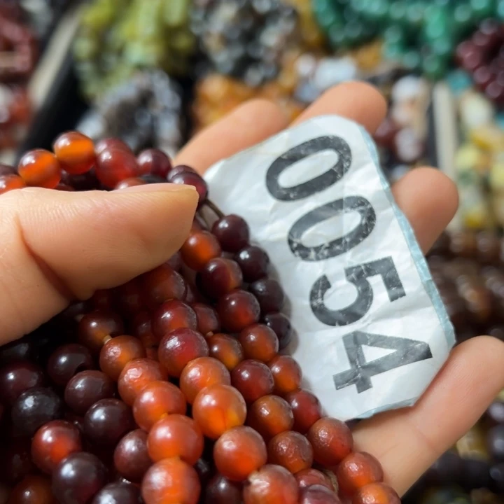 玛瑙/玉髓颈饰未镶嵌绣*