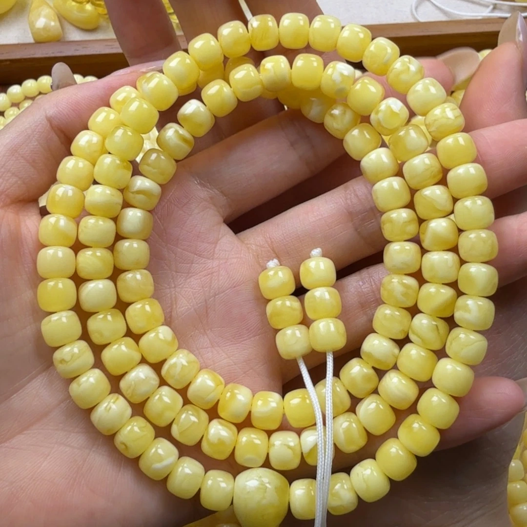 琥珀颈饰未镶嵌琥珀蜜蜡