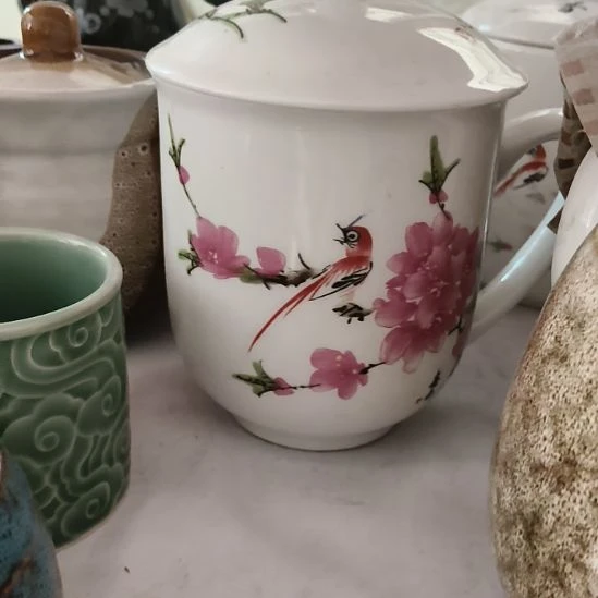 瓷陶瓷盘子碗啥都有