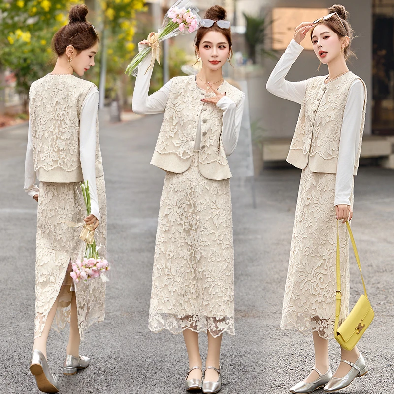 小香风刺绣马甲套装裙女2025春秋新款高级感蕾丝镂空半身裙三件套