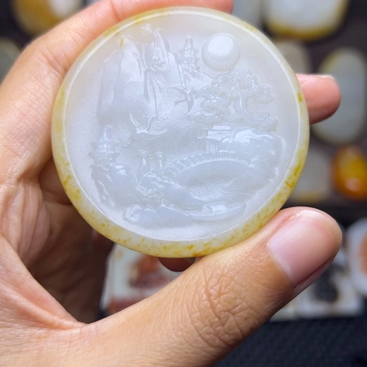 和田玉未镶嵌颈饰