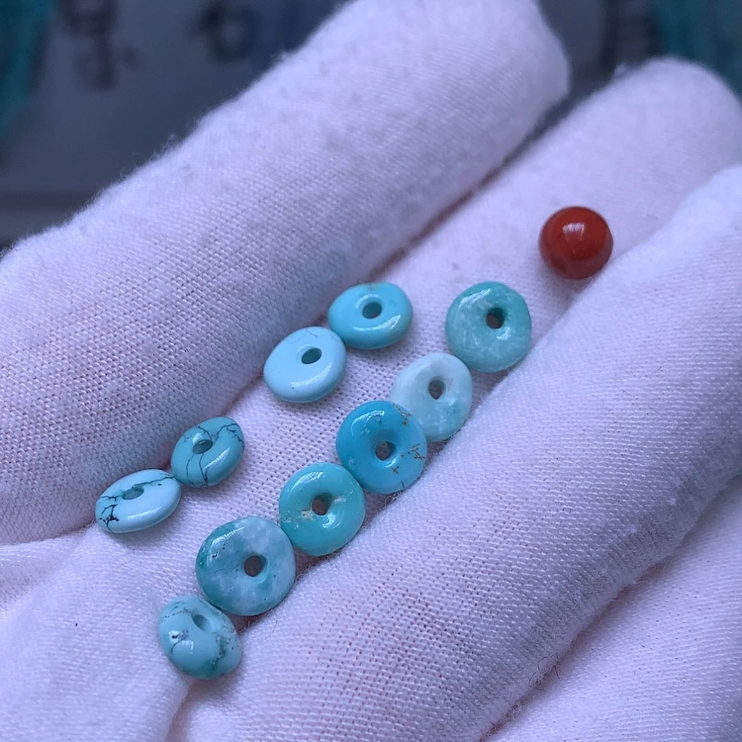 南红玛瑙未镶嵌珠宝奇石