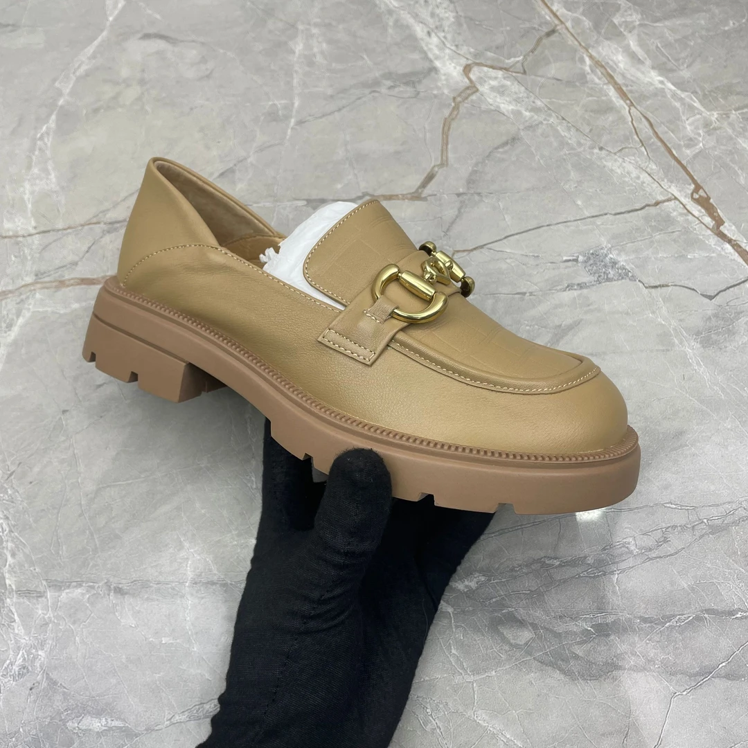 单鞋女（牛皮）23204孤品d/c区36码