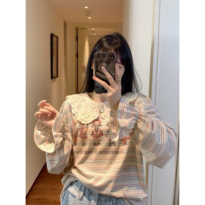 【张静芝】温柔杏色钩花娃娃领彩条纹荷叶喇叭袖复古T恤