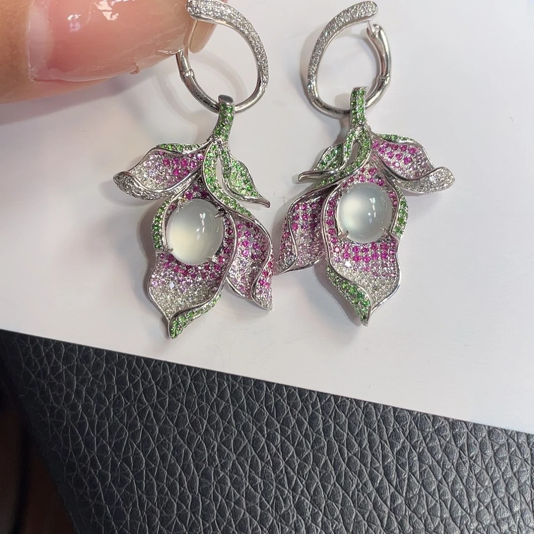 翡翠18K金镶嵌耳饰