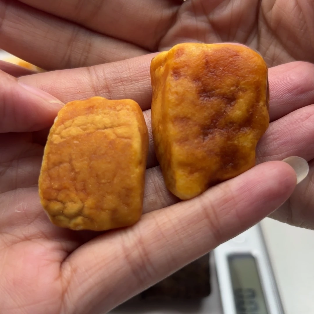 定制琥珀未镶嵌？****！琥珀