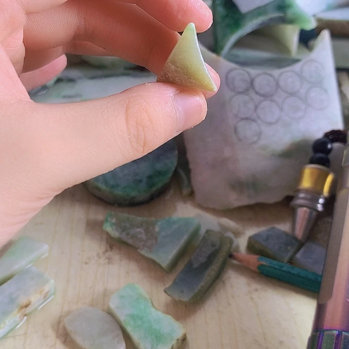 颈饰未镶嵌翡翠翡翠