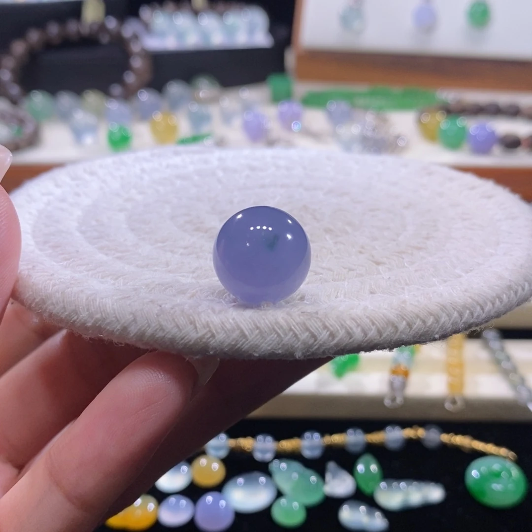 翡翠未镶嵌颈饰浓紫飘花大珠卡14+