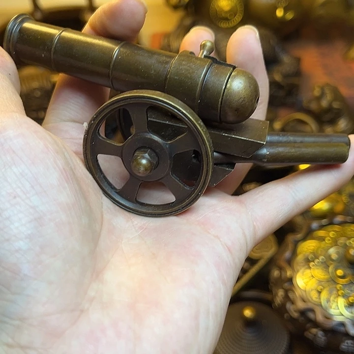 精美铜器，点击下单