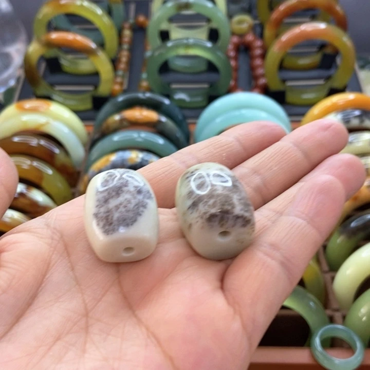 蛇纹石玉手镯未镶嵌❄️****