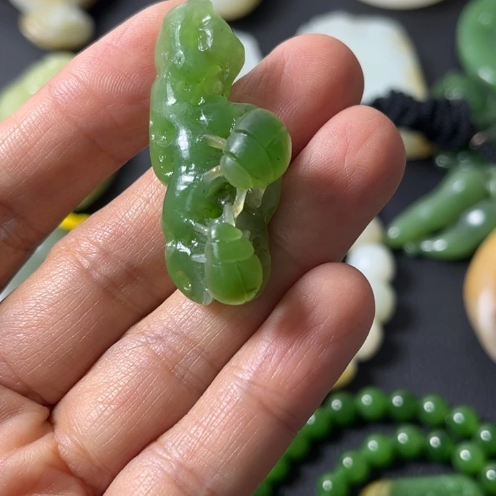 和田玉（糖玉）未镶嵌吊坠(不含链)