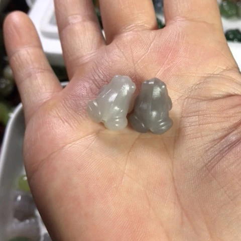未镶嵌和田玉（糖玉）手机链琉*