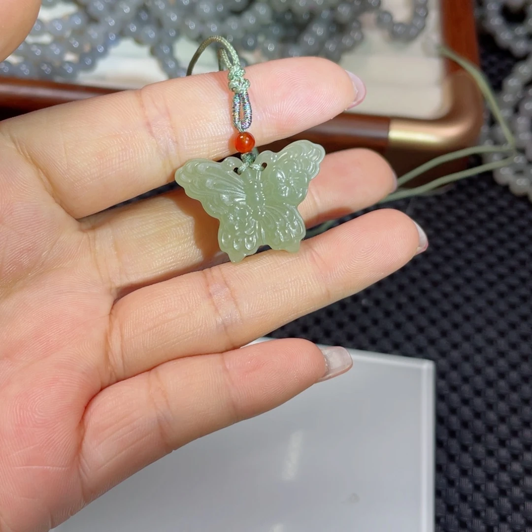 颈饰未镶嵌和田玉蝴蝶17