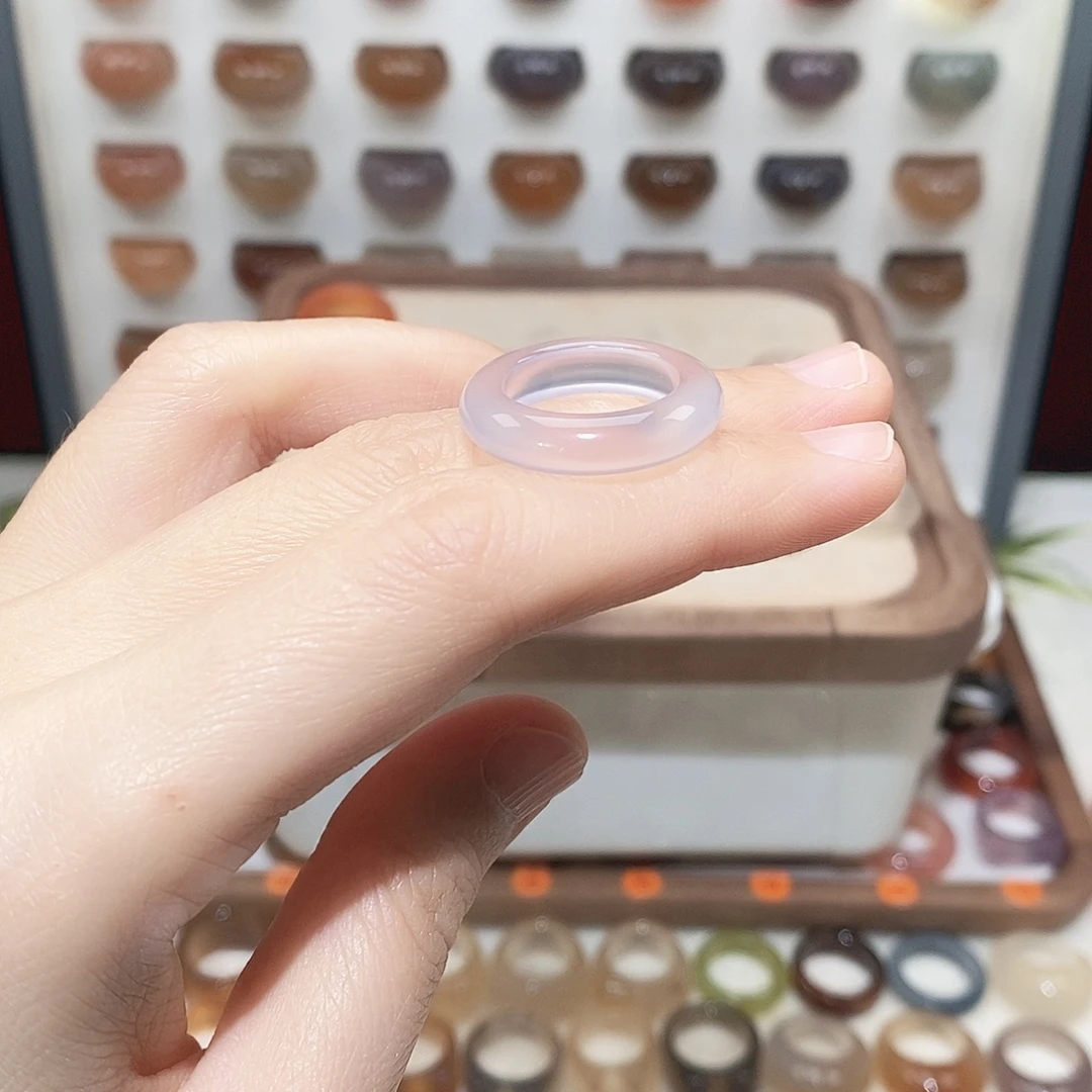 陈***儿玛瑙/玉髓未镶嵌戒指港11